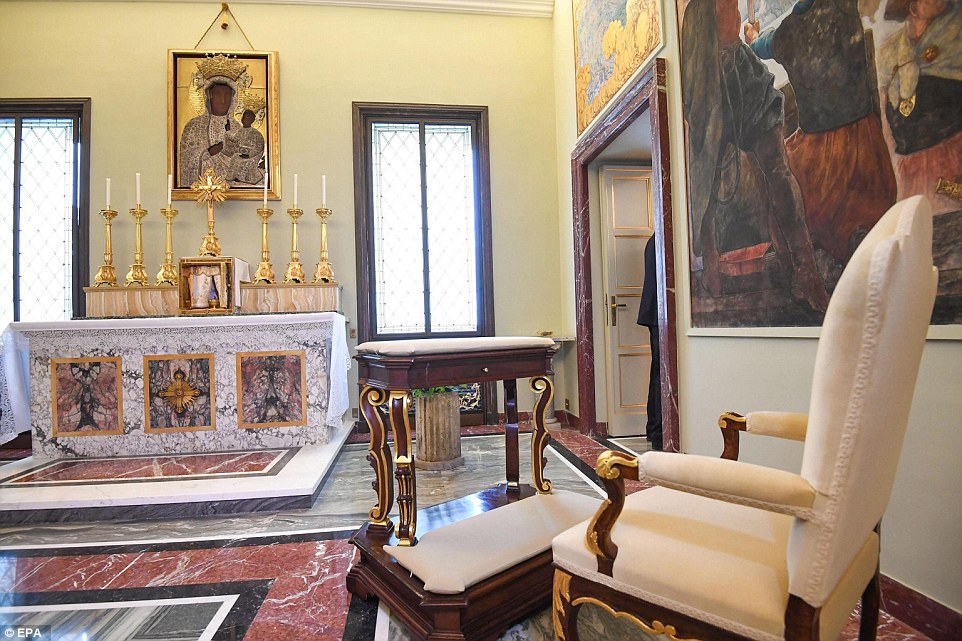 pope-apartment-vatican-jpg3